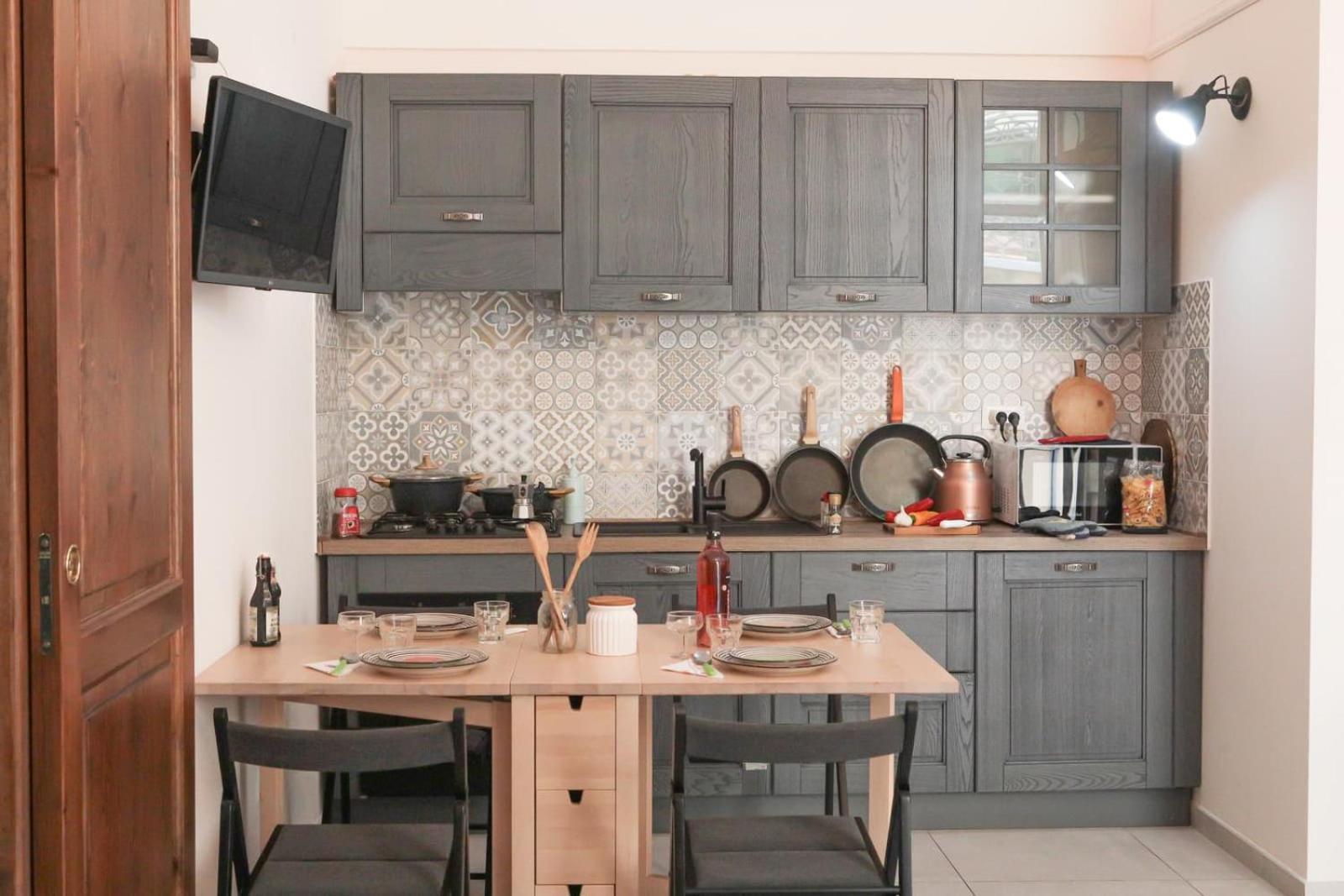 Pensión -casa Trevisone- Salerno